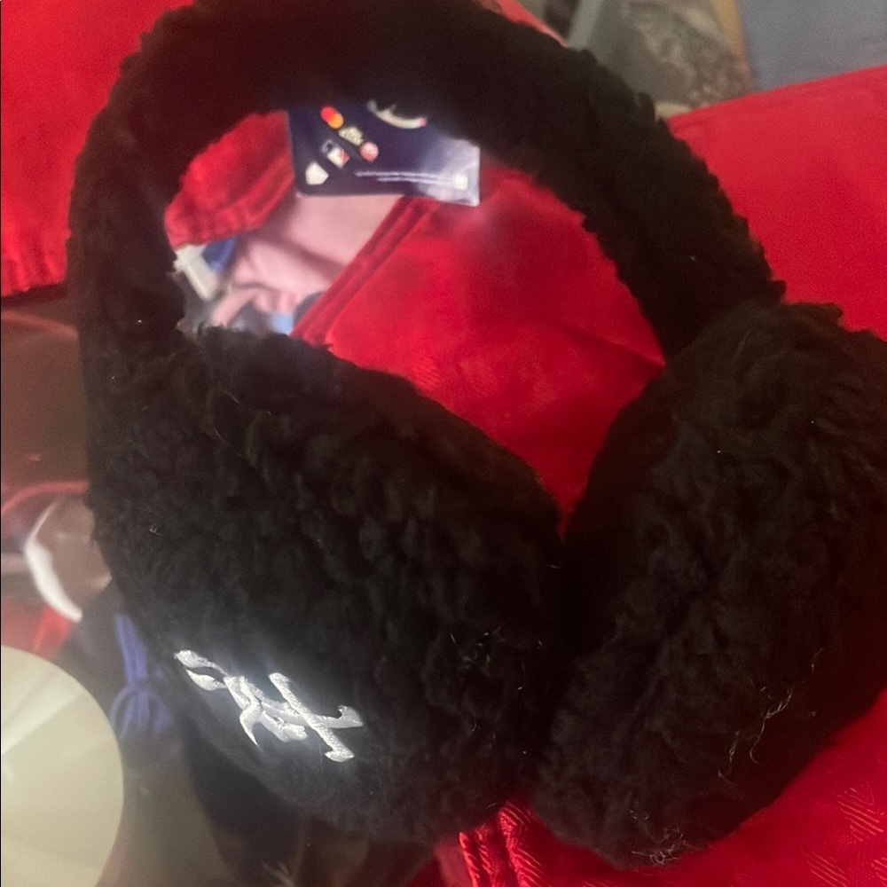 Under Armour Black Earmuffs